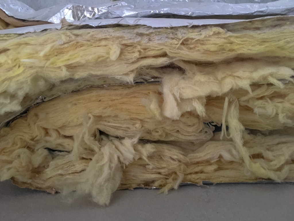 Cellulose vs asbestos insulation - asbestos identification